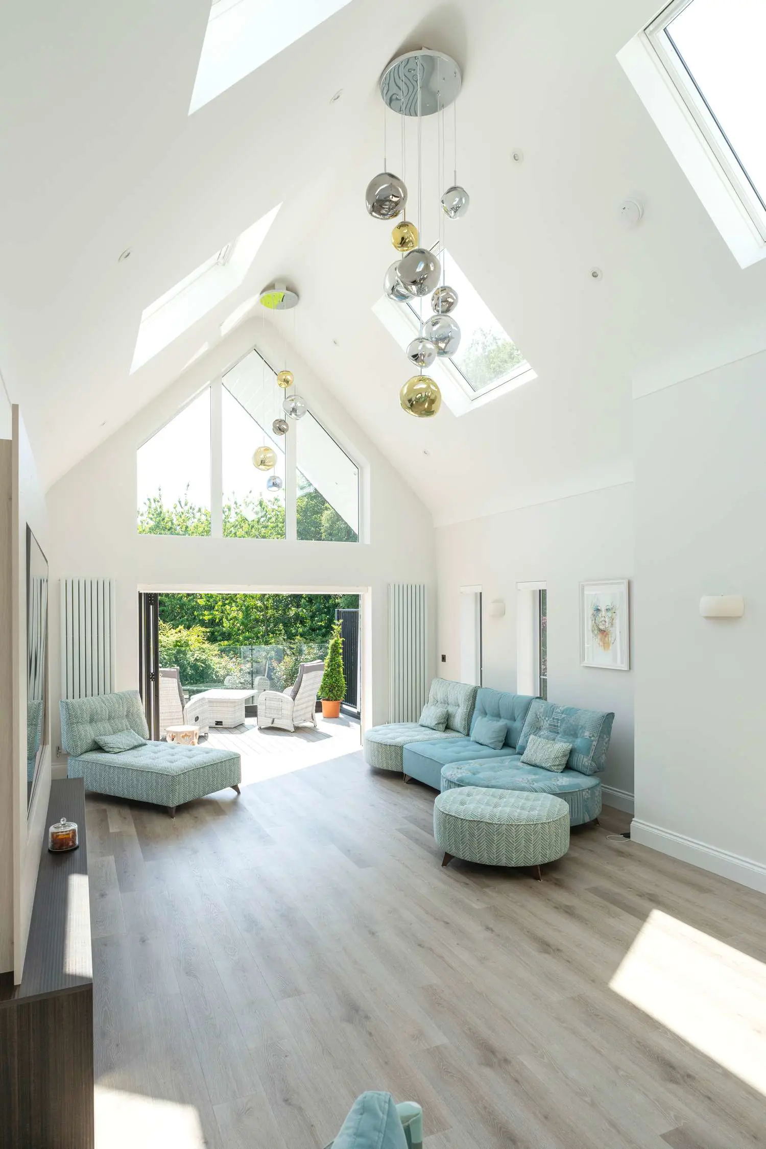 Alternative view of living space.