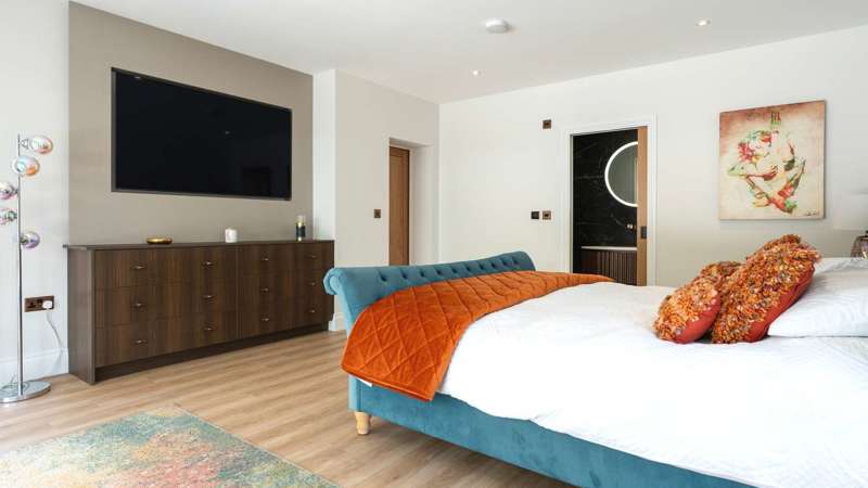 Downstairs bedroom